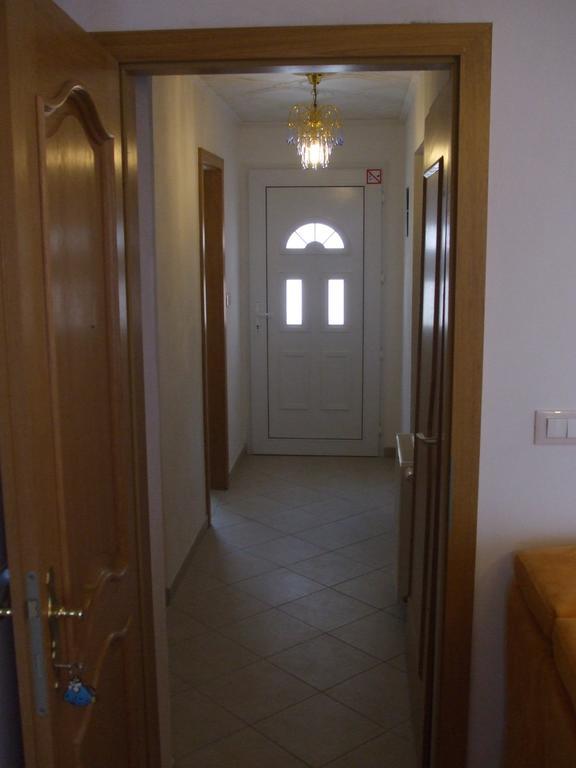 Apartment Mara Ankaran Oda fotoğraf
